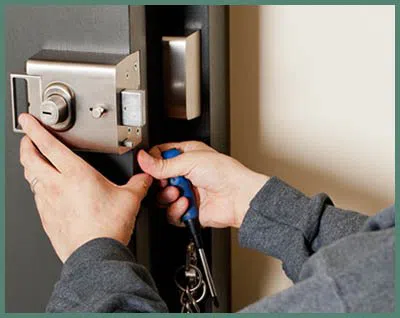 Baldwin Locksmith Store Milwaukee, WI 414-858-6446 - Emergency-locks-locksmith